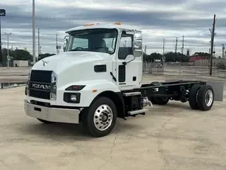 2025 MACK MD64