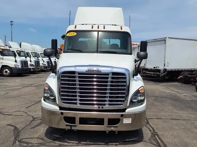 2018 FREIGHTLINER/MERCEDES CASCADIA 125