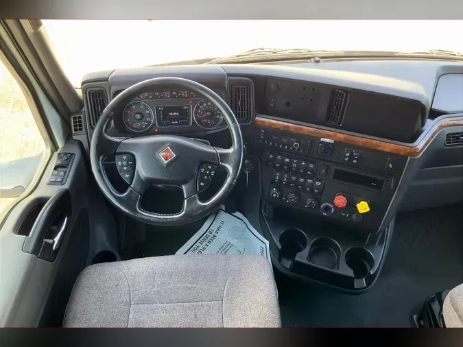 2021 INT LT625 6x4