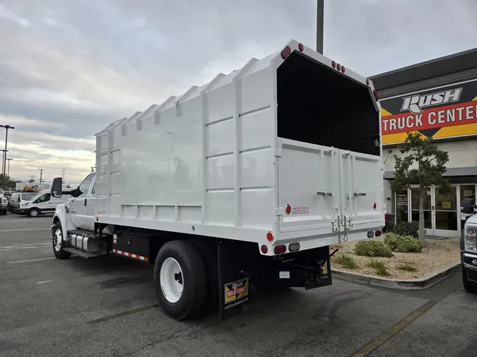 2022 Ford F-650