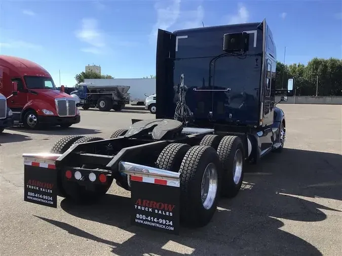 2022 KENWORTH T680