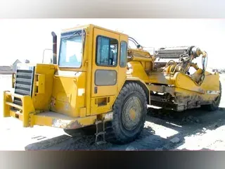 1995 CAT 623F