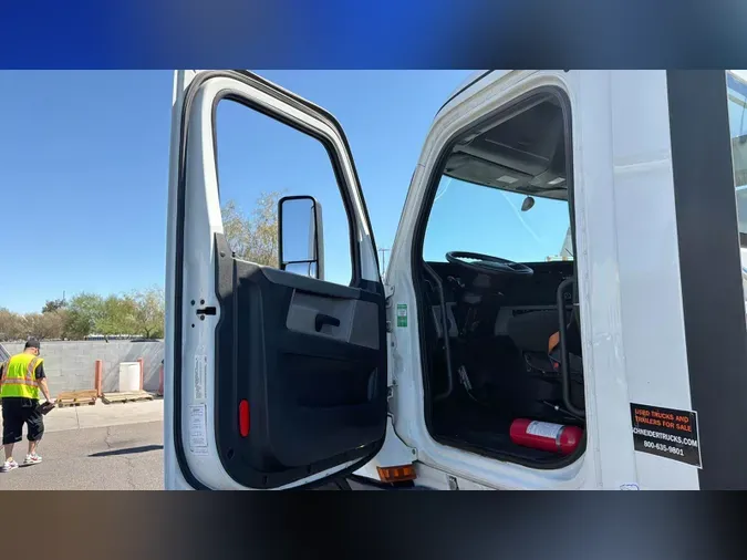 2020 Freightliner Cascadia 12686129623ddfcb5e02168d43ba88e06dd