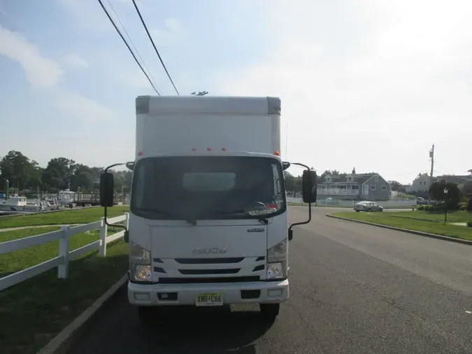 2017 ISUZU NPR-HD