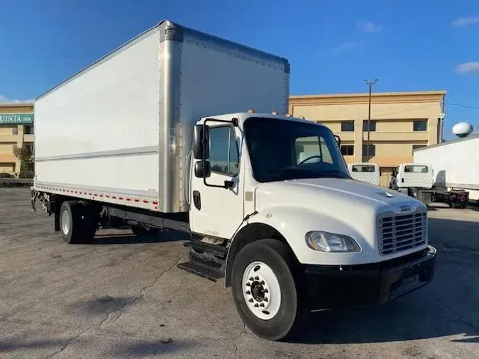2020 Freightliner Business Class M2 106