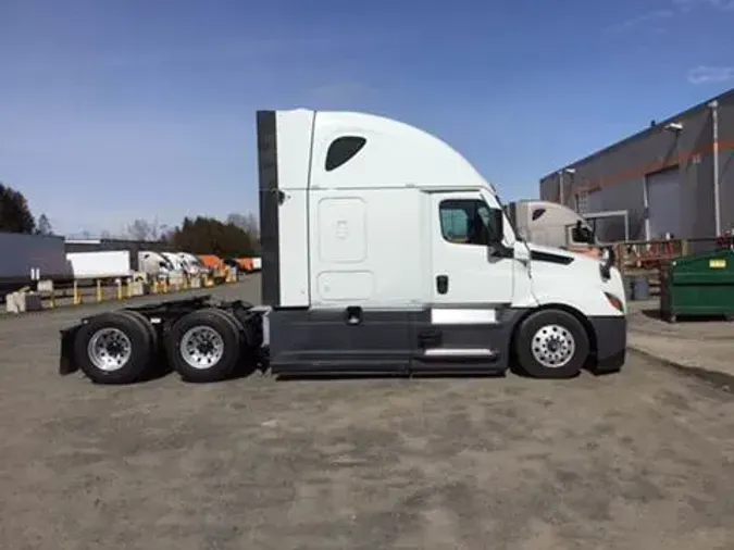 2022 Freightliner Cascadia