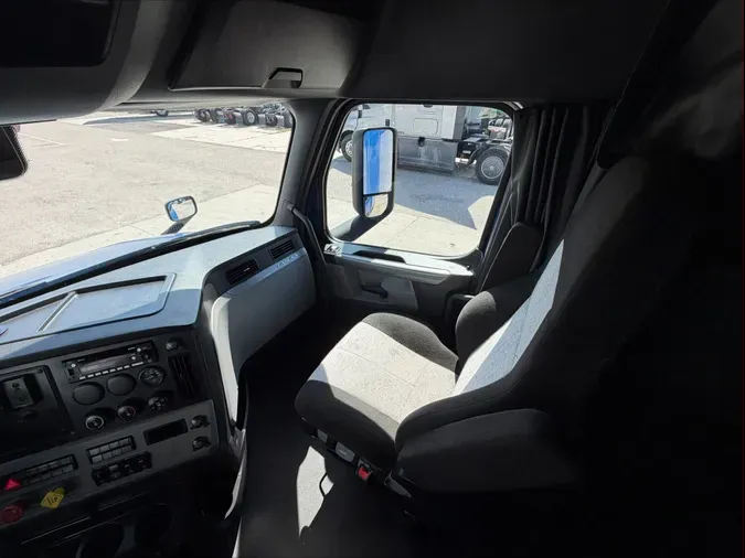 2022 Freightliner Cascadia 1268616bac56fb57a31bd1a59cbfcb9e21a