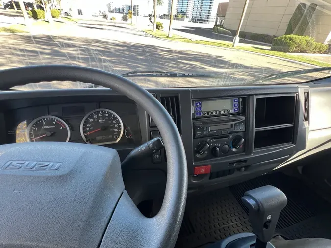 2018 ISUZU NPR