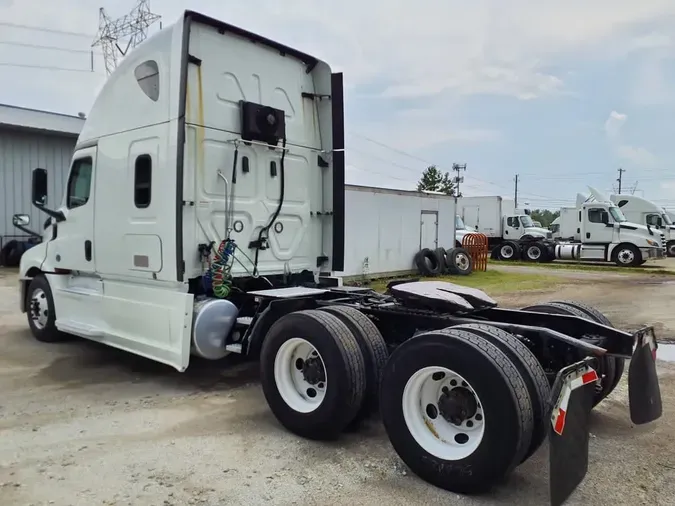 2020 FREIGHTLINER NEW CASCADIA PX12664