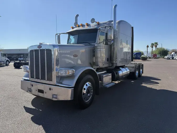 2020 Peterbilt 389