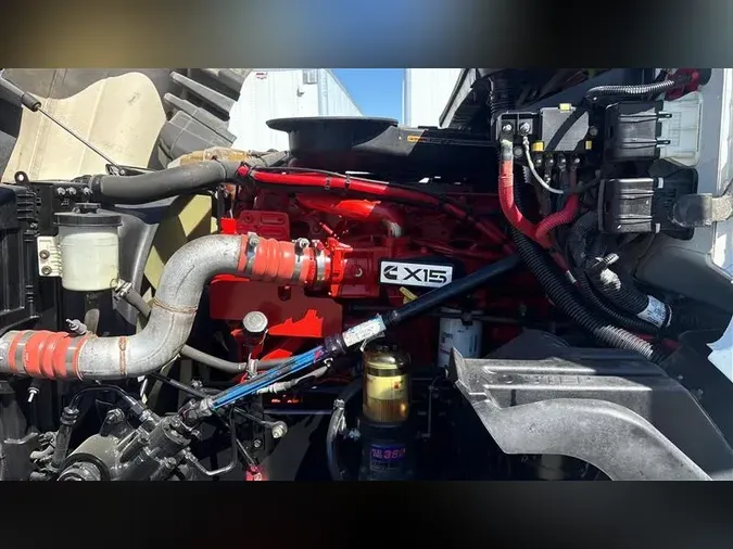 2022 INTERNATIONAL LT