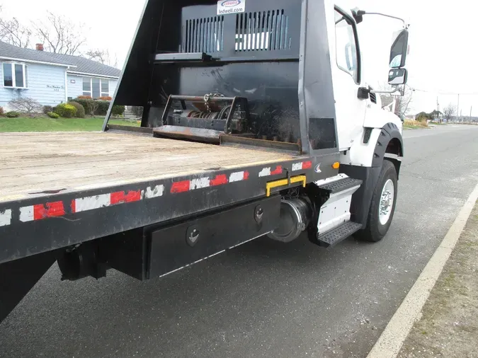 2019 INTERNATIONAL HV613