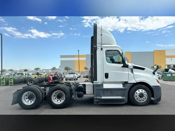 2019 Freightliner Cascadia