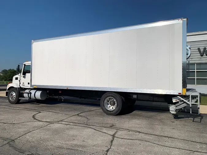 2025 MACK MD MD6 Mickey 26X103X1028625ad6b78dad2409a481a98973398a1