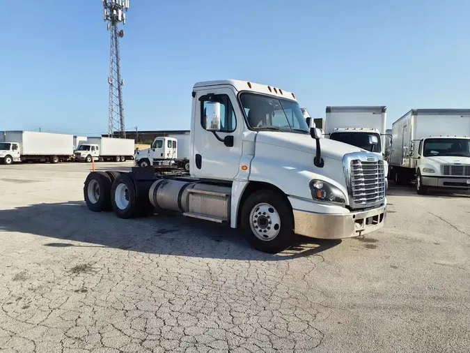 2020 FREIGHTLINER CASCADIA 125