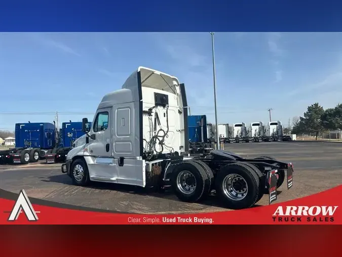 2020 FREIGHTLINER CASCADIA