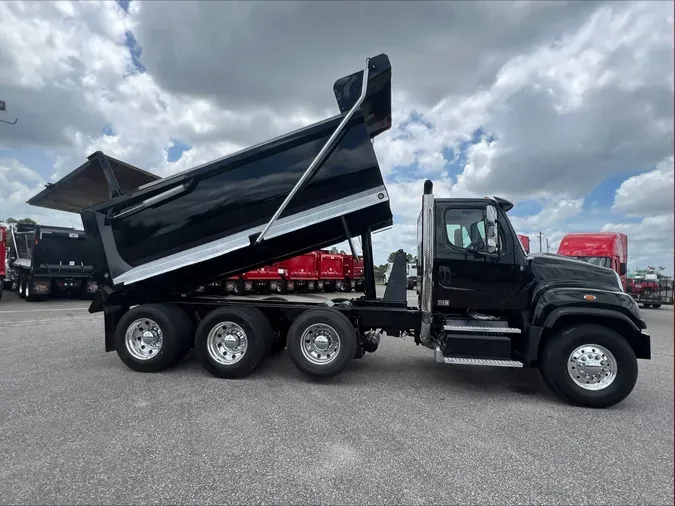 2019 Freightliner 114SD