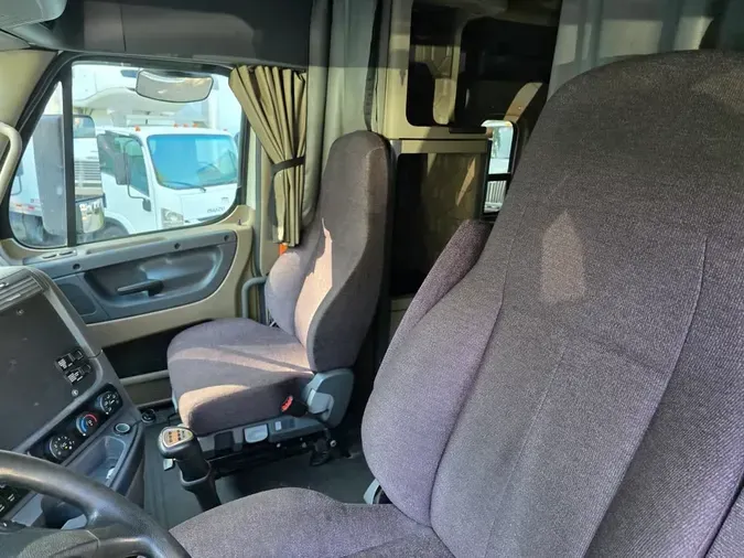 2020 FREIGHTLINER CASCADIA 125