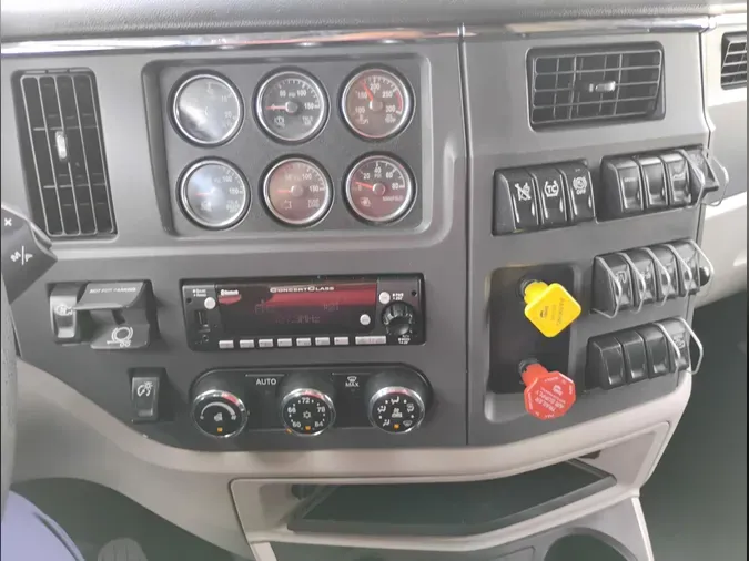 2022 Peterbilt 57986351d9c0ef3fc40baba7f3a0e04cd15