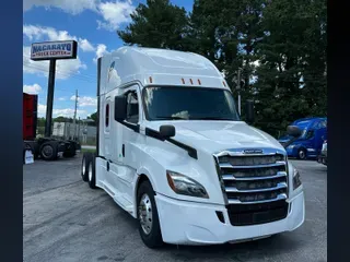 2019 Freightliner Cascadia 126