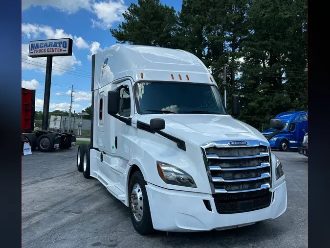 2019 Freightliner Cascadia 1268635936248d7b31b7c213189cf03980b