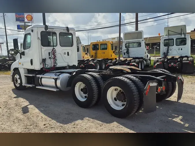 2018 FREIGHTLINER CASCADIA 125