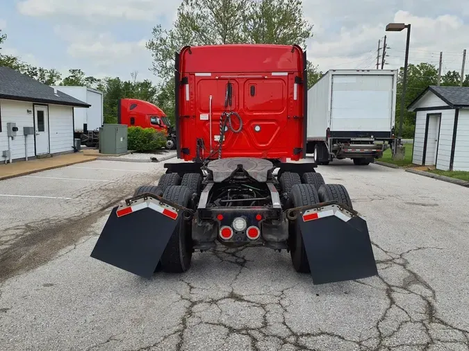 2019 FREIGHTLINER NEW CASCADIA PX12664