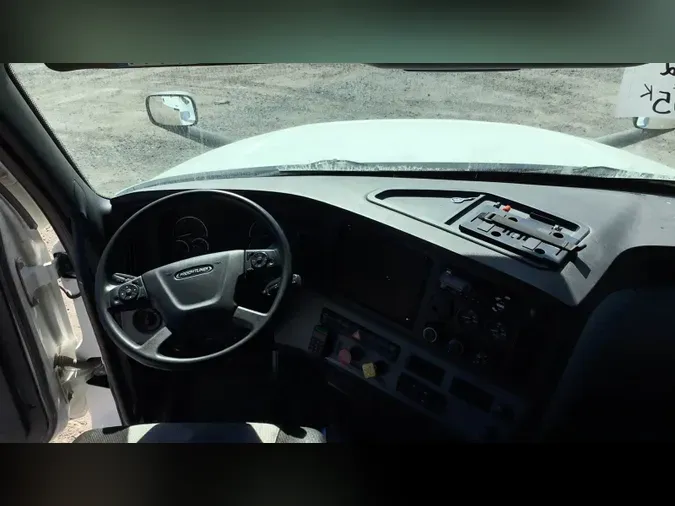2022 Freightliner Cascadia 126