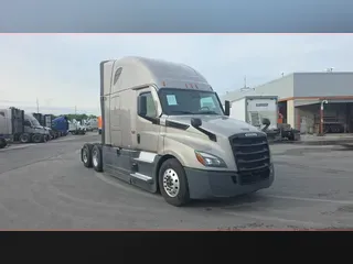 2025 Freightliner Cascadia 126