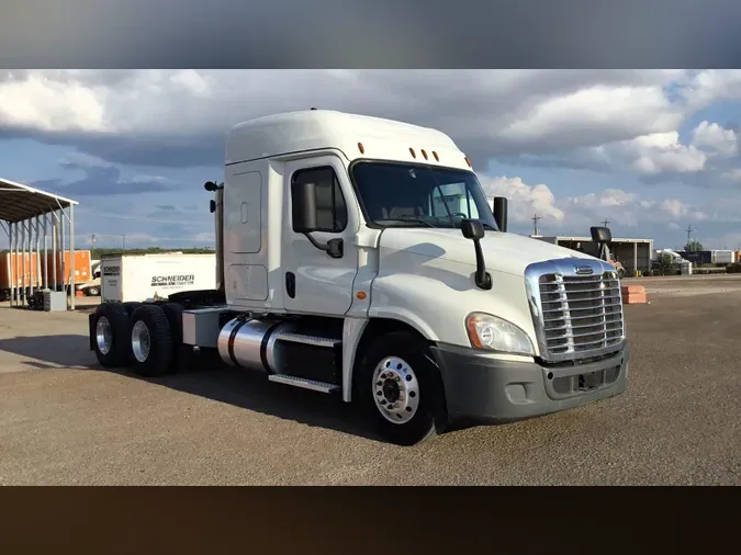 2020 Freightliner Cascadia86403f921ce0bf490d25fe787216f639