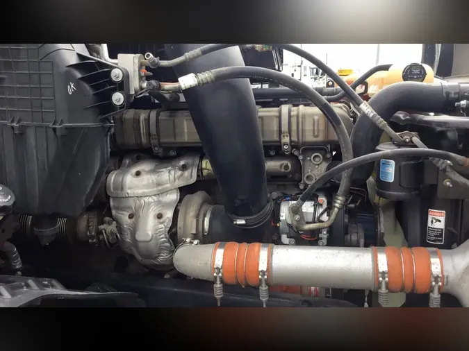 2020 Freightliner Cascadia 126