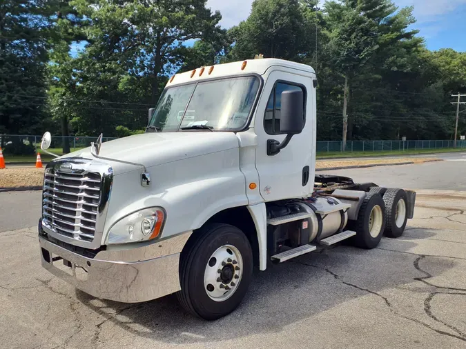 2018 FREIGHTLINER/MERCEDES CASCADIA 12586462eca0bb9155c3bc48ddaec6b879f