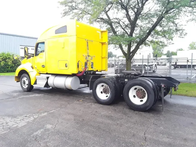 2020 KENWORTH TRUCKS T-880