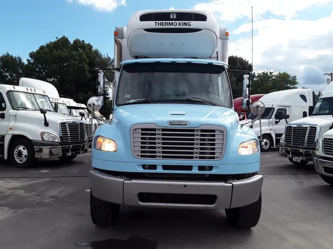 2015 FREIGHTLINER/MERCEDES M2 106