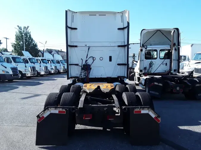 2020 NAVISTAR INTERNATIONAL LT625 SLPR CAB