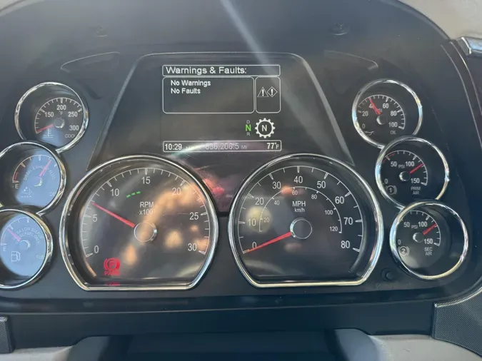 2021 Peterbilt 579
