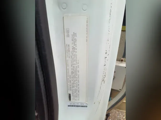 2016 FREIGHTLINER M2 106