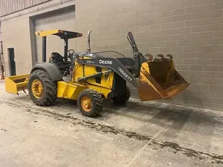 2015 John Deere 210L EP