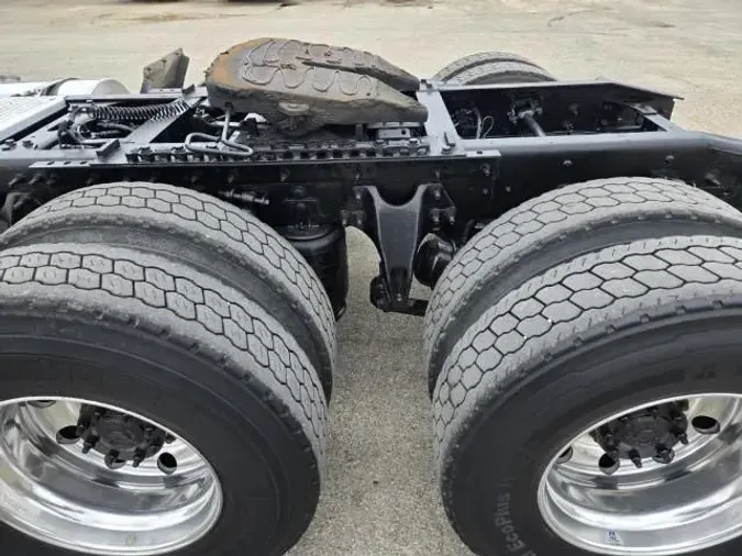 2019 International LT625
