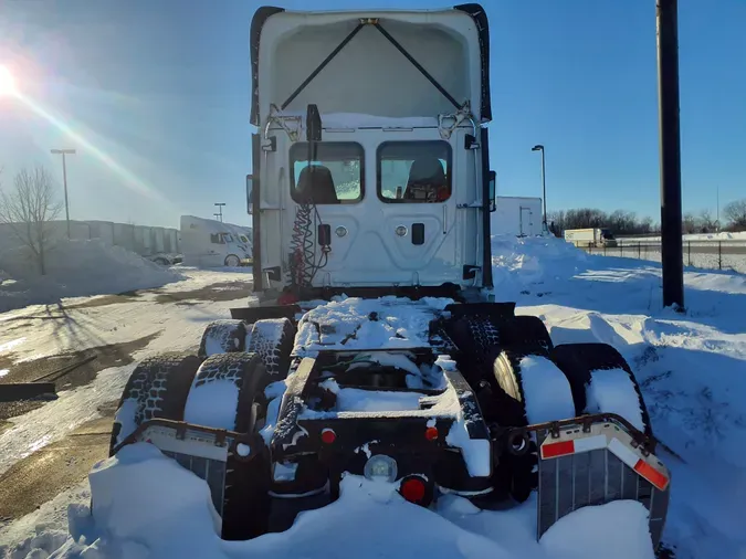 2017 FREIGHTLINER/MERCEDES CASCADIA 125