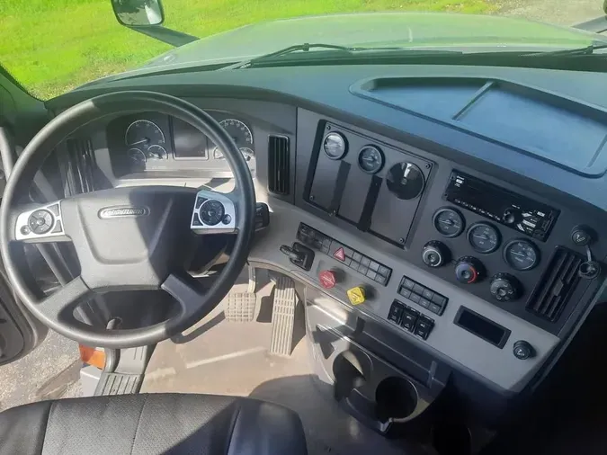 2019 Freightliner New Cascadia&reg;