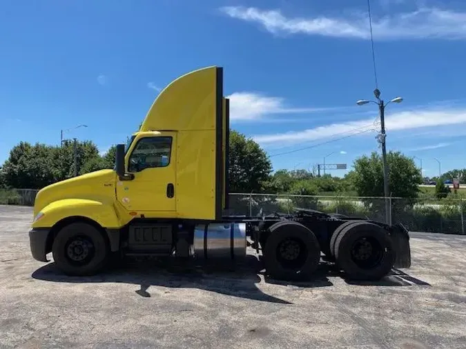 2023 International LT625