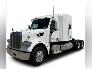 2021 Peterbilt 567