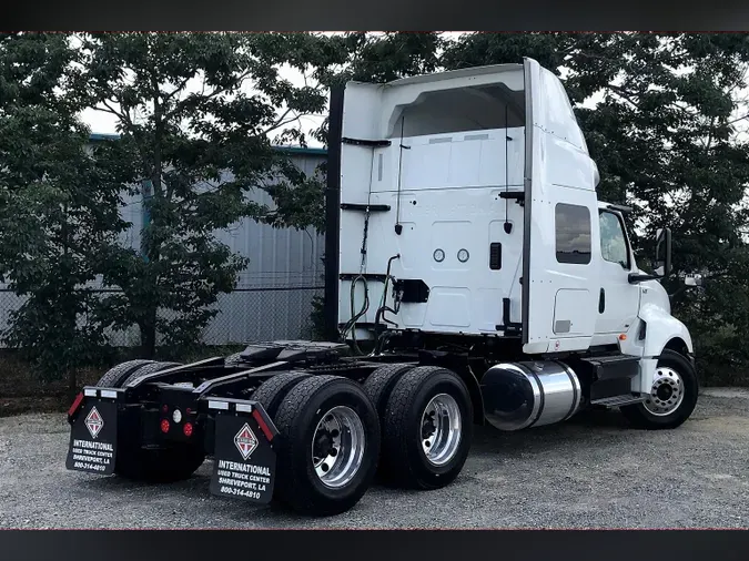 2022 INT LT625 6x4