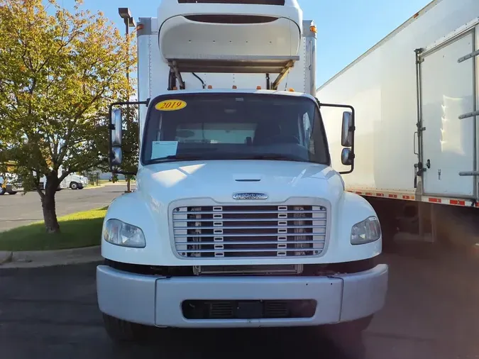 2019 FREIGHTLINER/MERCEDES M2 106