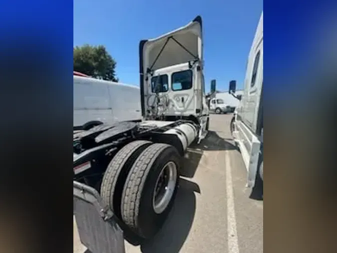 2019 FREIGHTLINER/MERCEDES NEW CASCADIA 116