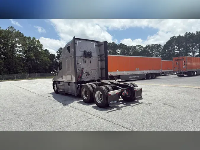 2021 Freightliner Cascadia