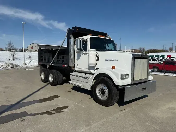 2014 Western Star Construction 4900 SF866dd8266d2cb5c53120c45832b68616