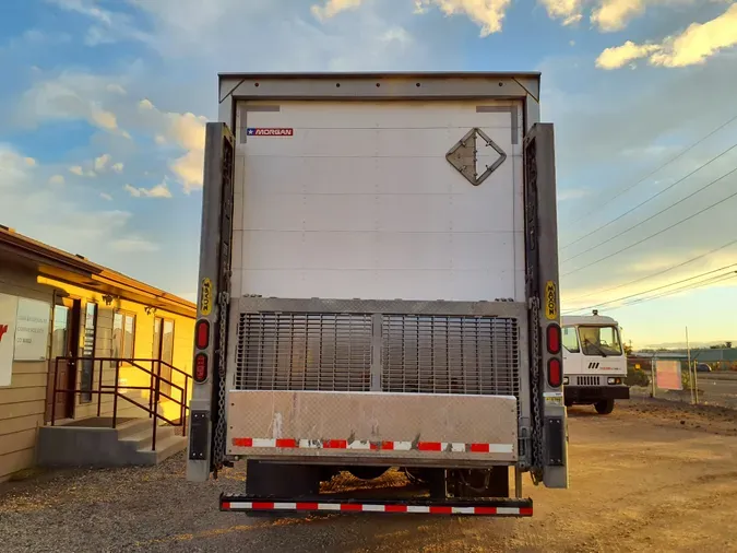 2018 FREIGHTLINER/MERCEDES CASCADIA 113