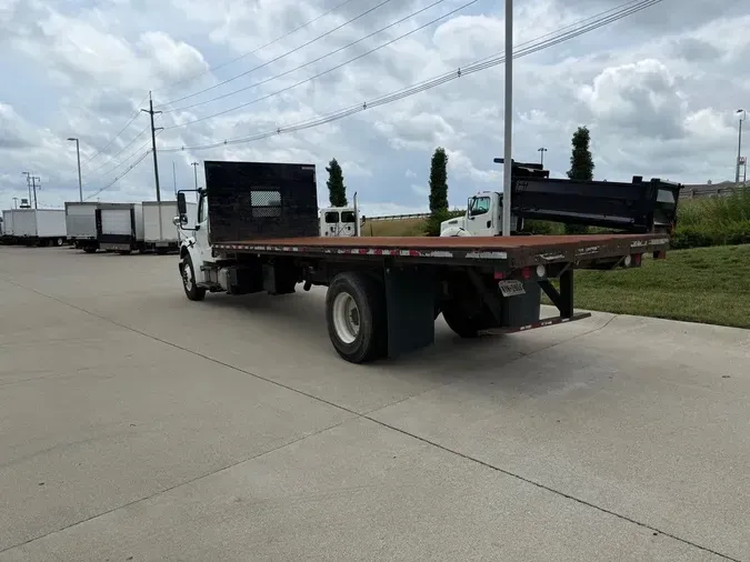 2018 Freightliner M2 106
